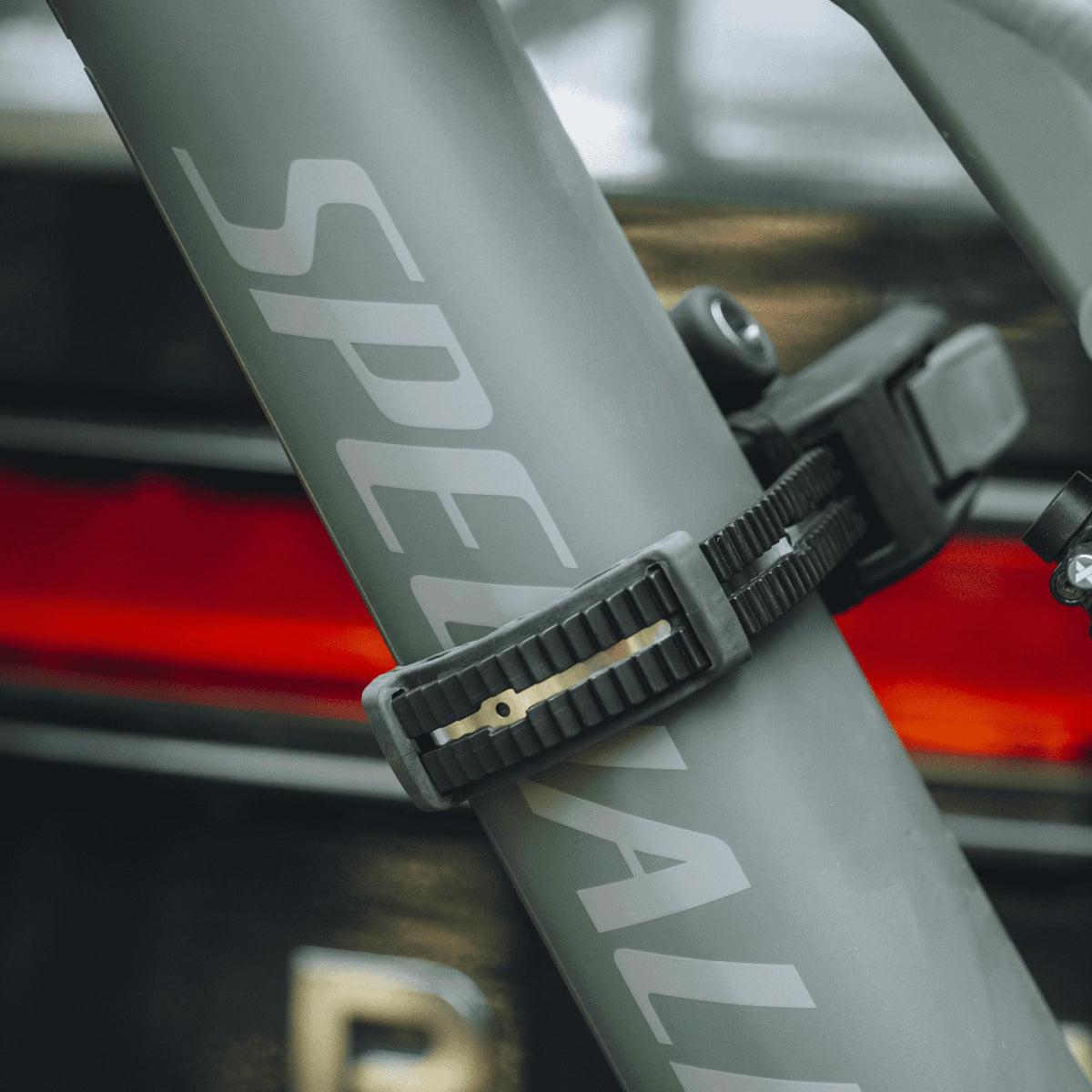 Thule Epos Fahrradträger, Anhängerkupplung, 2 Fahrräder, schwarz